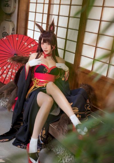 裸体吃奶玩乳60分钟视频