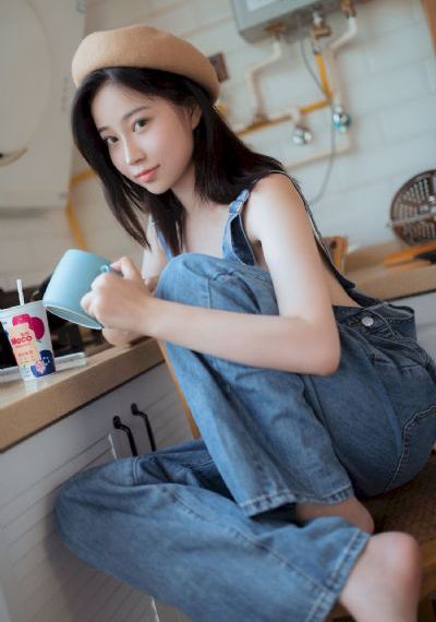 《隔壁女邻居3》bd高清